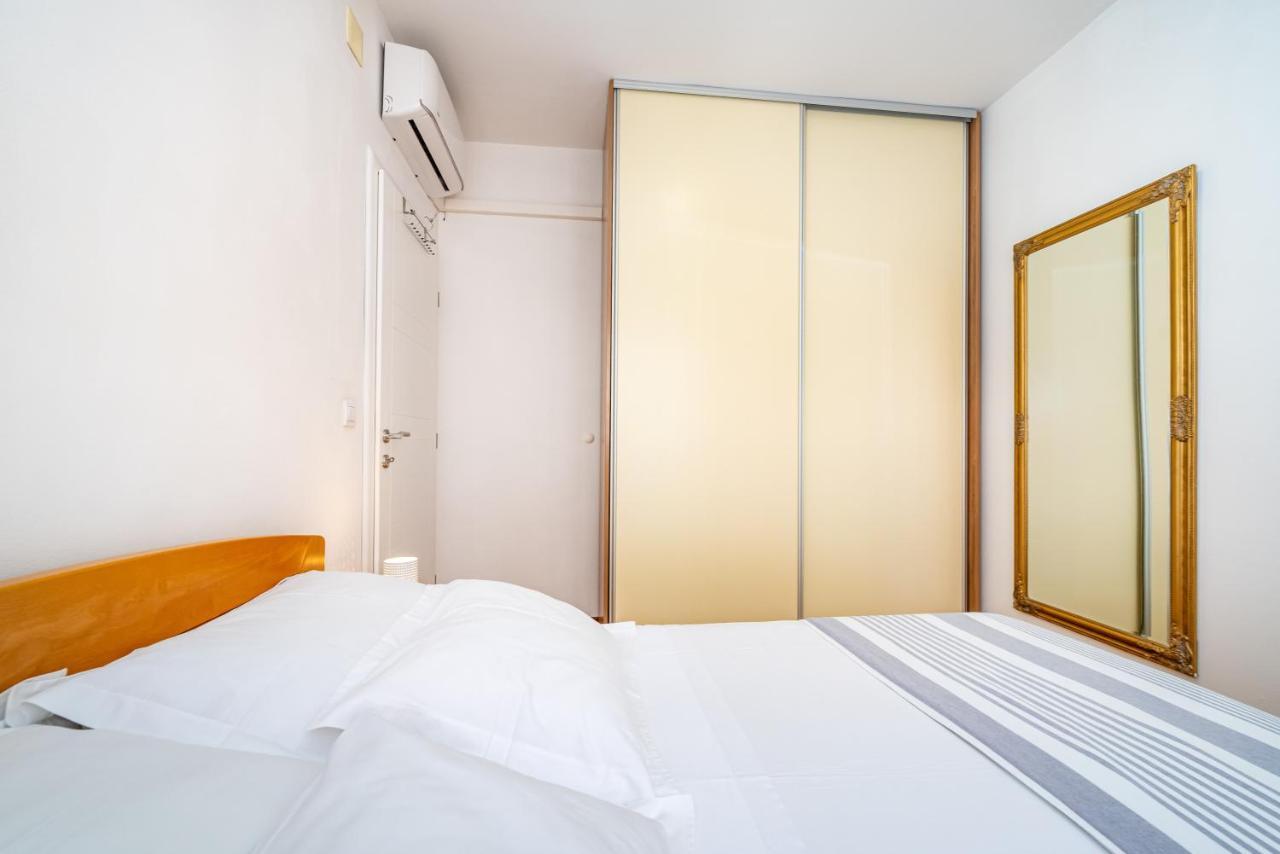 Apartman Eta Zara Esterno foto