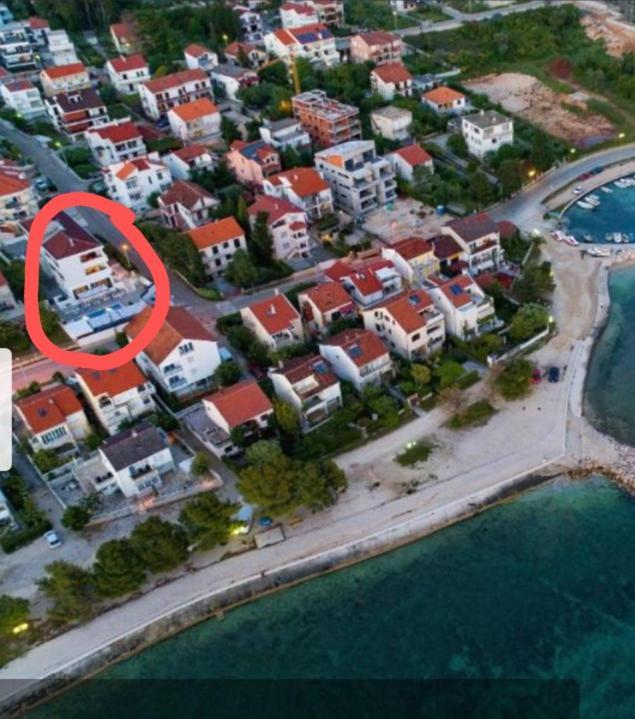 Apartman Eta Zara Esterno foto