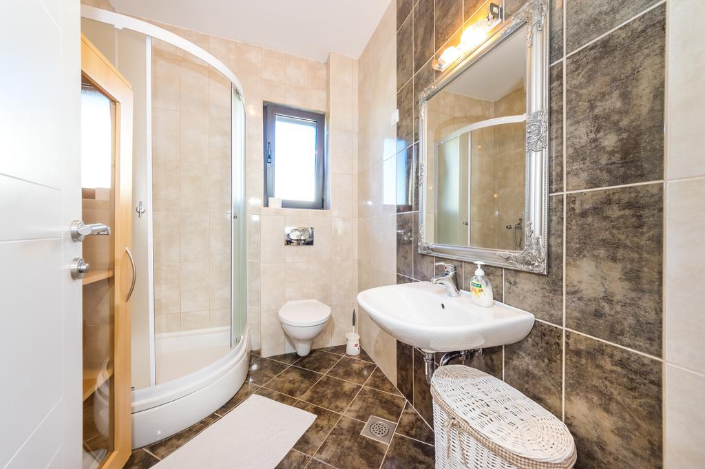Apartman Eta Zara Esterno foto