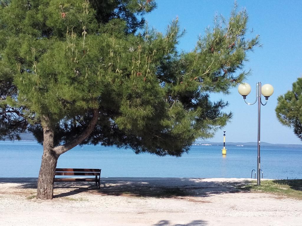 Apartman Eta Zara Esterno foto